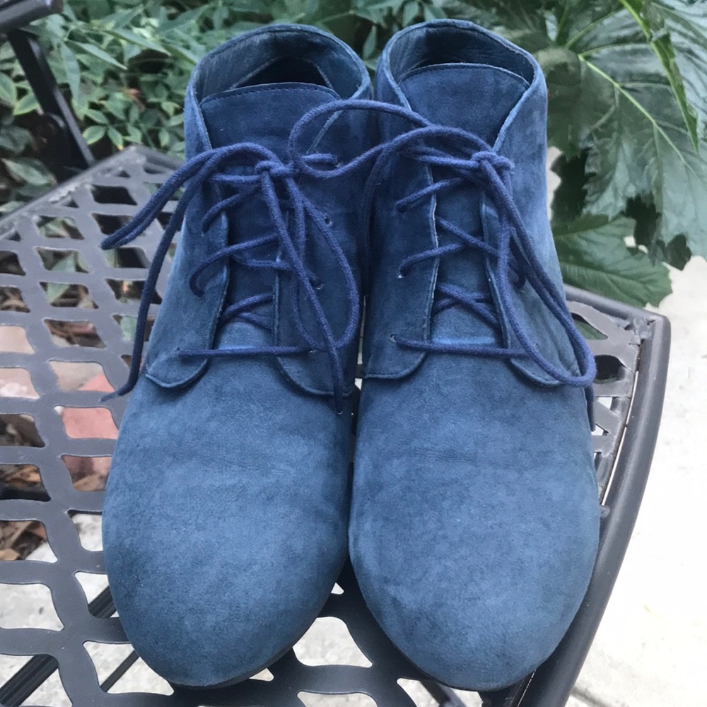 Vionic Blue Suede Shoes - Picture 2 of 7